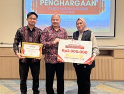 Galeri Investasi UTI Sabet Penghargaan dari Bursa Efek Indonesia