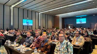 Direktur Perumda TirtaRaja Dampingi Bupati OKU Hadiri Rakernas APKASI XVII