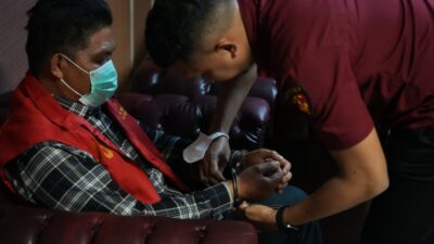 Kejati Sumsel Tangkap Anggota DPRD Muara Enim dan Anaknya. Mobil Alphard Disita!