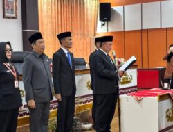 Saleh Asnawi Bongkar Pasang Pejabat Pemkab Tanggamus