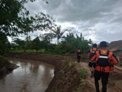 Warga Pringsewu Hilang Terseret Arus Sungai, Pencarian Hari Ketiga Diperluas hingga Hilir