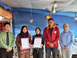 Mahasiswa Teknik Elektro UTI Ciptakan Inovasi PLTB Archimedes 3 Sudu untuk Penerangan UMKM di Pantai Gunung Kunyit