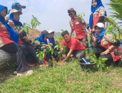 Hari Jadi Kota Metro Ke 89 Pesantren Bank Sampah Tanam 89 Pohon dan Grebeg Sampah