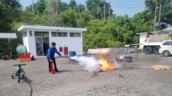 Tingkatkan Kesiapsiagaan Karyawan, Pengelola Tol Bakter Gelar Simulasi Tanggap Darurat Kebakaran di Kantor Bakauheni Selatan