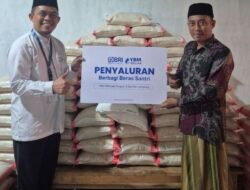 YBM BRILiaN Region 5 Bandar Lampung Salurkan Program Berbagi Beras Santri untuk Pondok Pesantren Al Huda, Lampung Timur