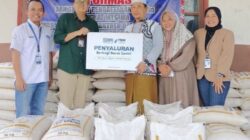 YBM Brilian Salurkan 1,5 Ton Beras dan Sajadah Karpet ke Ponpes Darut Tholibin Lampung Barat