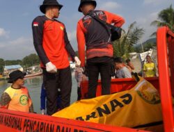 Tim SAR Gabungan Temukan Korban Tenggelam di Pesisir Pulau Rimau Lampung Selatan