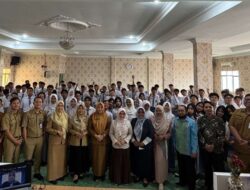 Go Internasional! UTI Gelar International Community Service di SMKN 4 Bandar Lampung, Bahas Pemanfaatan AI dalam Transformasi Pembelajaran