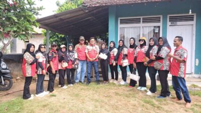 GML Kembali Melakukan Giat Jum’at Berkah di Banjarsari dan Purwosari