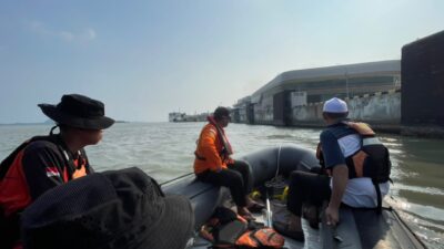 Tim SAR Gabungan Cari Pria yang Diduga Melompat ke Laut di Pelabuhan Bakauheni