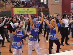 Senam Zumba Sehat Di Universitas Teknorkat Indonesia